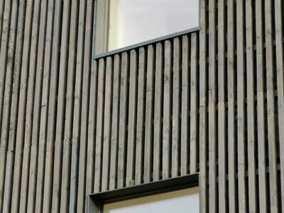 Oplechovanie okna Prefalzom v drevenej fasáde 2.