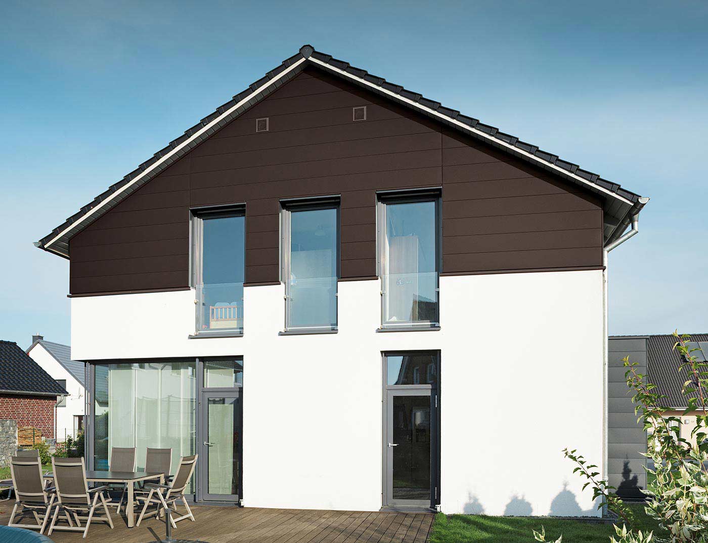 Referenčné objekty PREFA Fasádne systémy Siding 11 P.10 orieškovohnedá